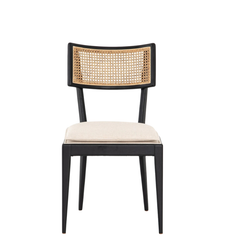 Comfort sitting ratten chair