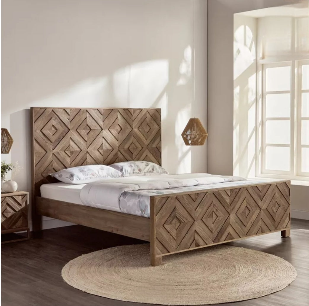Helton Mango wood double bed