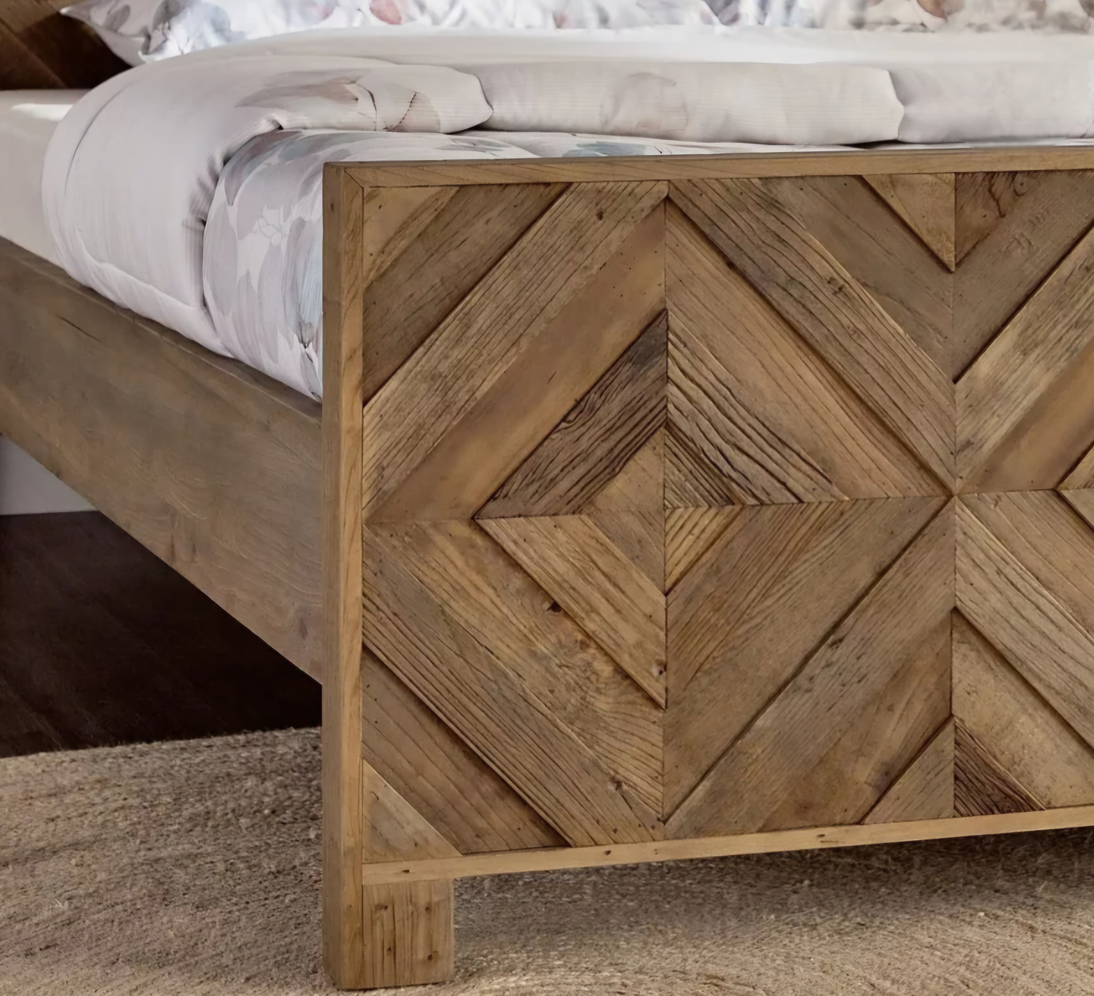 Helton Mango wood double bed